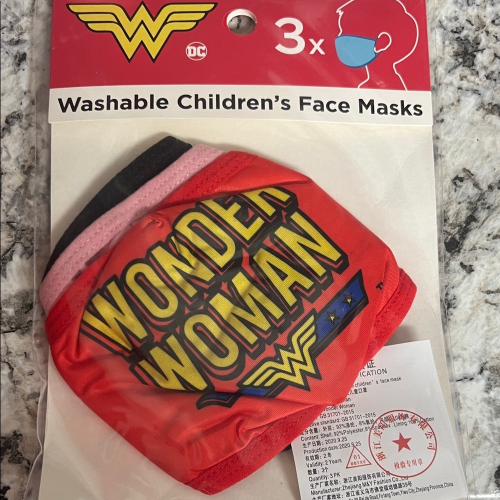 DC Wonder Woman Kids Face Masks - Vibrant Red and Yellow